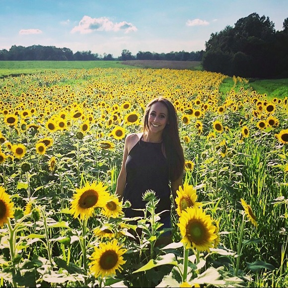 Meet your Posher, Alexis - Picture 5 of 5